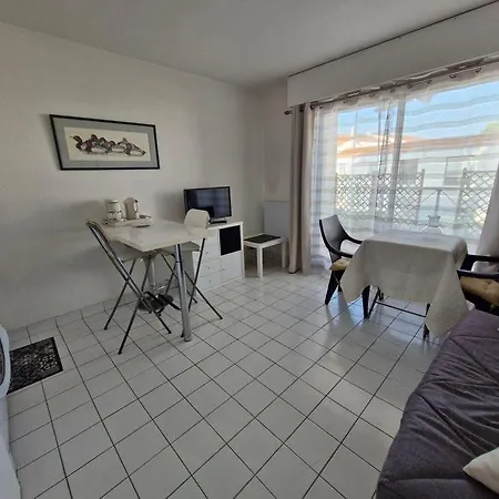 Appt Centre Piscine Апартаменты